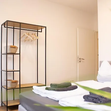 Central Business Apartment